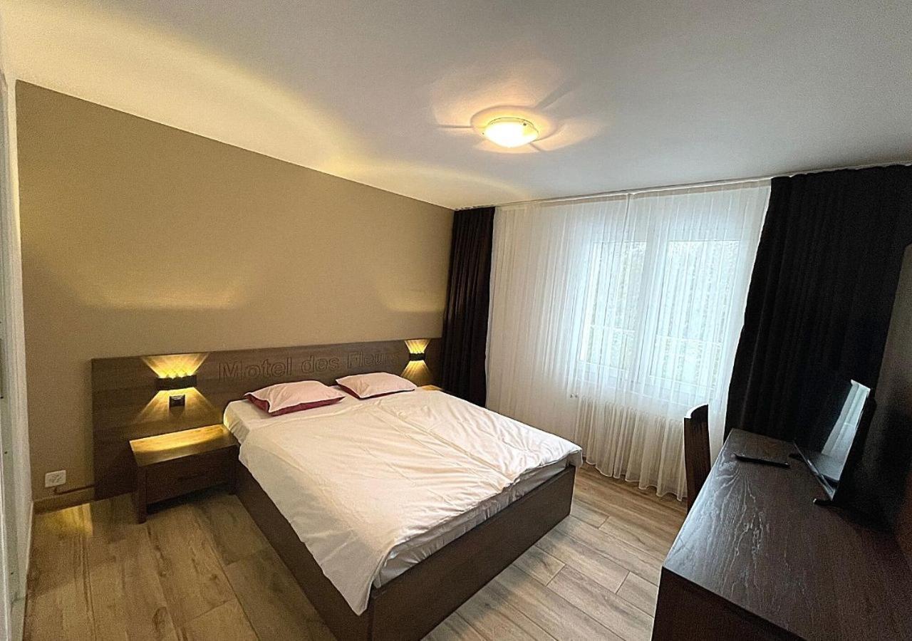 Motel Des Fleurs Servion Εξωτερικό φωτογραφία