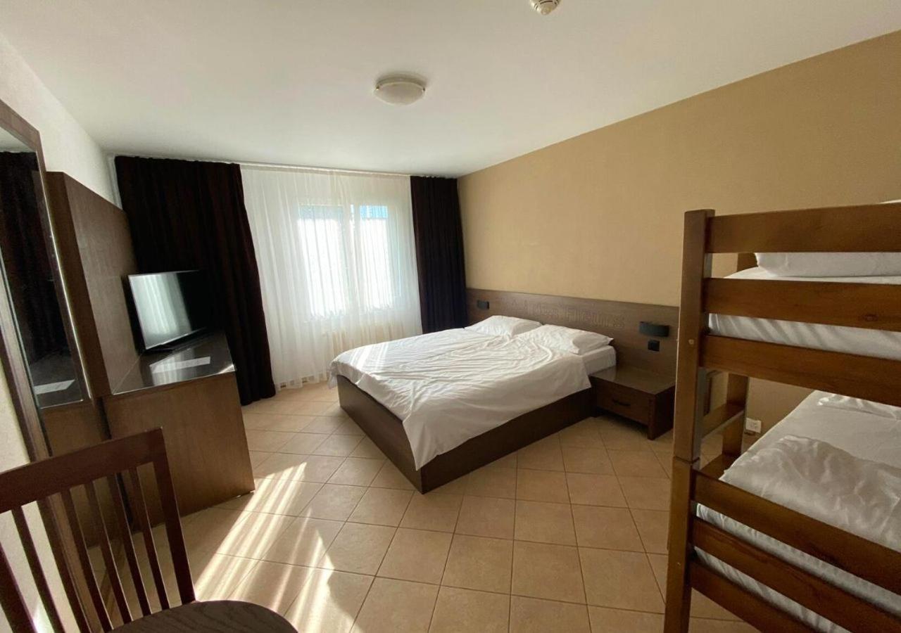 Motel Des Fleurs Servion Εξωτερικό φωτογραφία